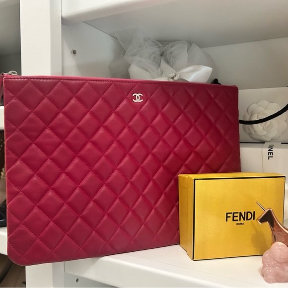 CHANEL Quilted Hot Pink Clutch
